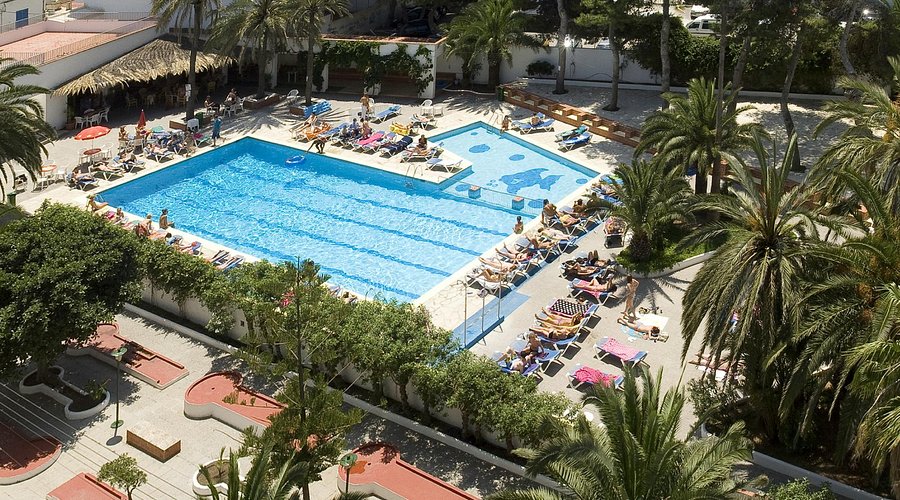 hotel-tropical-2